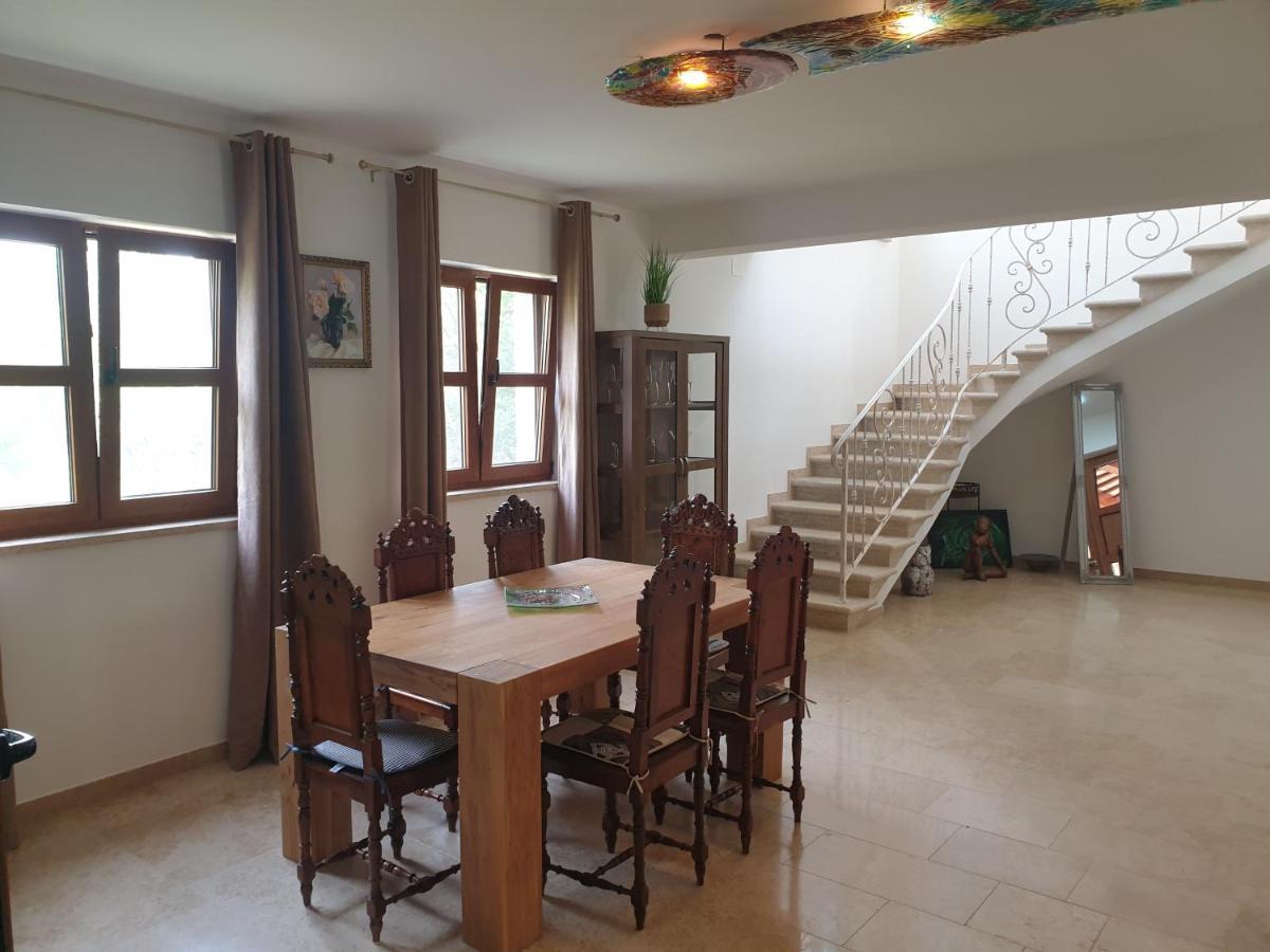 Villa Valeria Divšići Buitenkant foto